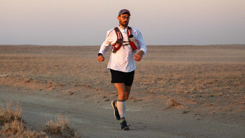 Jamie Maddison on day one of his run across the Saryesik Atyrau desert.